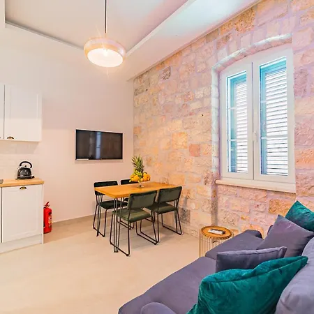 Lena Centar Apartman *