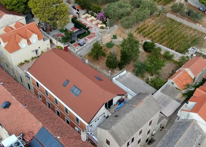 Lena Centar Apartmán Bol