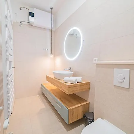 Lena Centar Apartment *