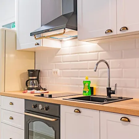 Lena Centar Apartment Bol